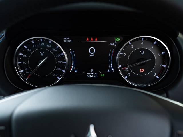 マセラティ レヴァンテ ＧＴハイブリッド 0.7万Km 799.3万円(東京都)[614]の中古車詳細