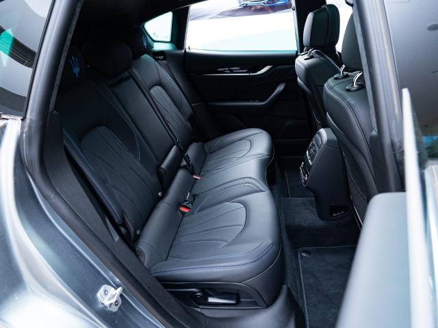 マセラティ レヴァンテ ＧＴハイブリッド 0.7万Km 799.3万円(東京都)[614]の中古車詳細