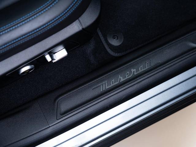 マセラティ レヴァンテ ＧＴハイブリッド 0.7万Km 799.3万円(東京都)[614]の中古車詳細