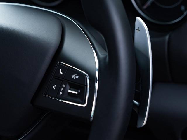 マセラティ レヴァンテ ＧＴハイブリッド 0.7万Km 799.3万円(東京都)[614]の中古車詳細