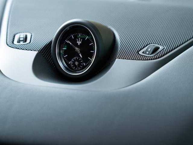 マセラティ レヴァンテ ＧＴハイブリッド 0.7万Km 799.3万円(東京都)[614]の中古車詳細