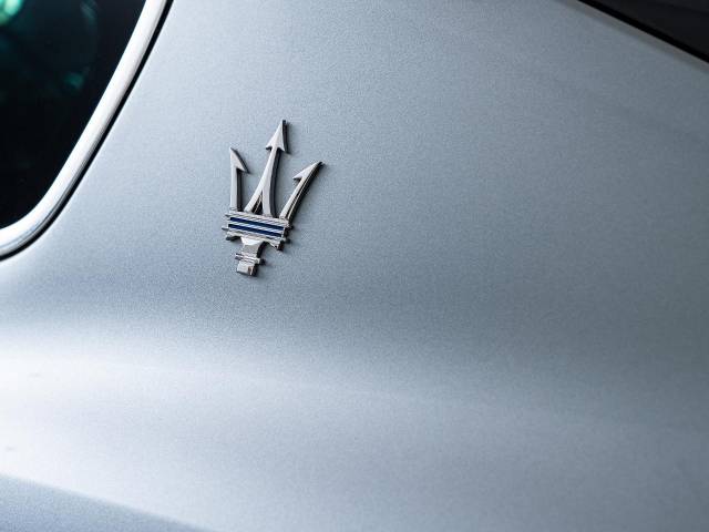 マセラティ レヴァンテ ＧＴハイブリッド 0.7万Km 799.3万円(東京都)[614]の中古車詳細