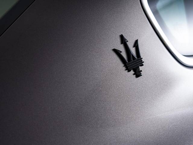 マセラティ クアトロポルテ モデナ 0.5万Km 1,390.3万円 2022年式[111]の中古車詳細(東京都)