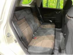 フィットシャトル １５Ｃの中古車画像