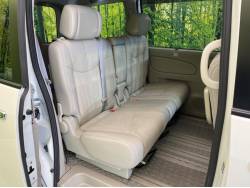 ランディ ２．０Ｇアドバンスドセーフティパッケージ装着車の中古車画像