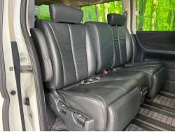 エルグランド ハイウェイスター ブラックレザーリミテッドの中古車画像