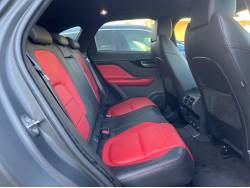 Ｆペイス Ｒ－スポーツの中古車画像