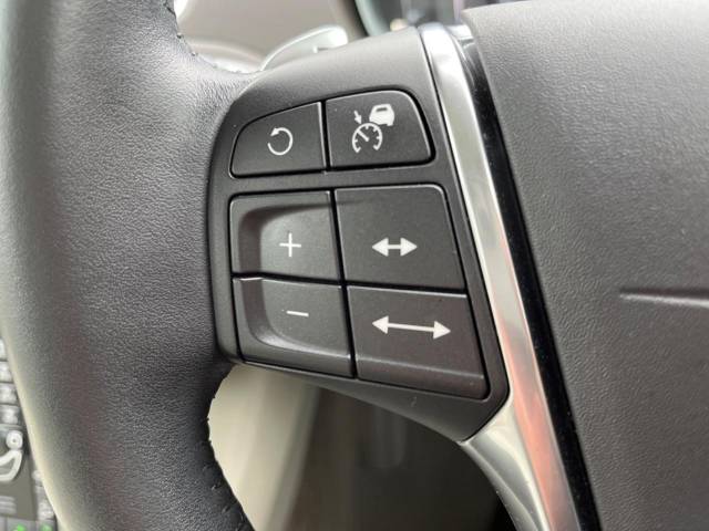 ボルボ Ｖ４０ クロスカントリー Ｔ５ ＡＷＤ ＳＥ 4.2万Km (神奈川県)[983]の中古車詳細