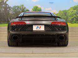 Ｒ８ Ｖ１０クーペ パフォーマンス ５．２ＦＳＩクワトロＳトロニックの中古車画像