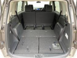 アイシス プラタナの中古車画像