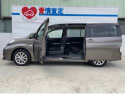 アイシス プラタナの中古車画像