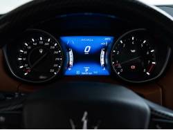 レヴァンテ ＧＴＳの中古車画像