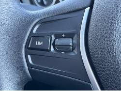 ３シリーズ ３２０ｄ モダンの中古車画像