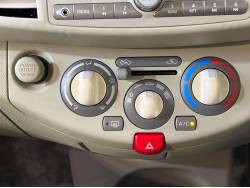 マーチ １５Ｅの中古車画像