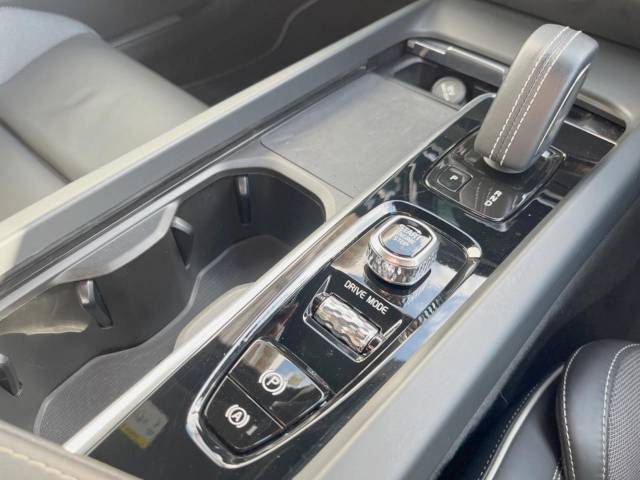 ボルボ Ｓ６０ Ｂ５ Ｒデザイン 1万Km (神奈川県)[400]の中古車詳細