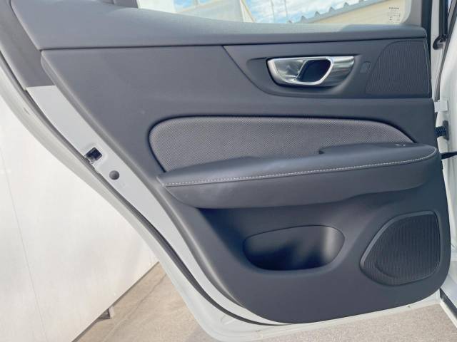 ボルボ Ｓ６０ Ｂ５ Ｒデザイン 1万Km (神奈川県)[400]の中古車詳細