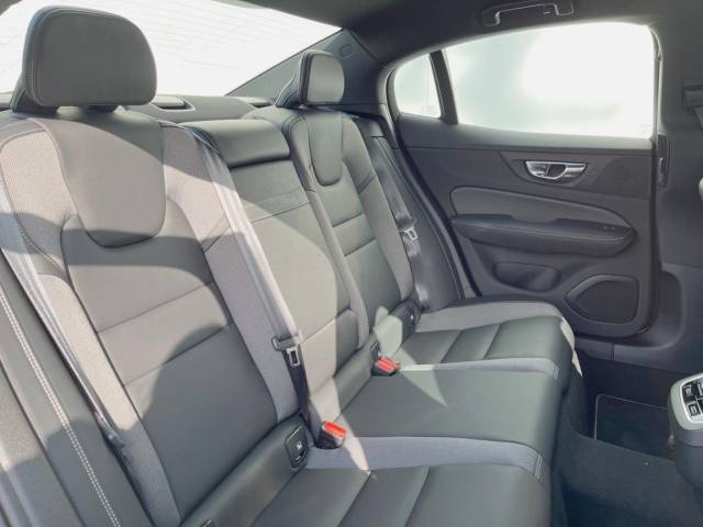 ボルボ Ｓ６０ Ｂ５ Ｒデザイン 1万Km (神奈川県)[400]の中古車詳細