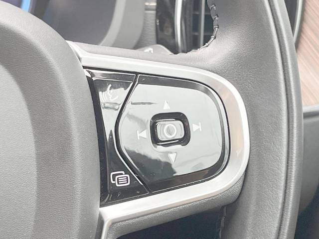 ボルボ ＸＣ６０ リチャージ プラグインハイブリッド Ｔ６ ＡＷＤ インスクリプション 0.8万Km (大分県)[575]の中古車詳細