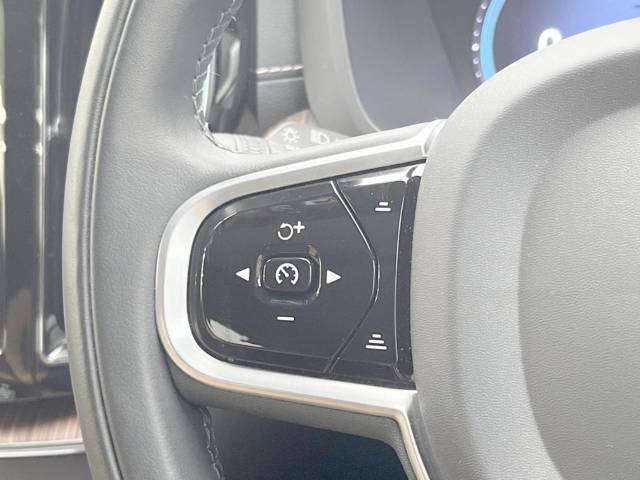 ボルボ ＸＣ６０ リチャージ プラグインハイブリッド Ｔ６ ＡＷＤ インスクリプション 0.8万Km (大分県)[575]の中古車詳細