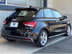 Ａ１スポーツバック １ｓｔエディションの中古車画像