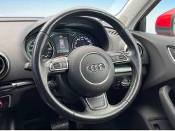 Ａ３スポーツバックｅ－トロン ベースグレードの中古車画像