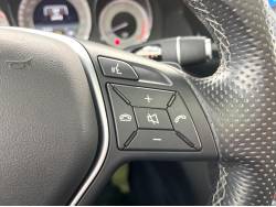 ＧＬＫクラス ＧＬＫ３５０ ４マチックの中古車画像