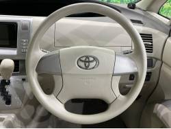 エスティマハイブリッド Ｘの中古車画像