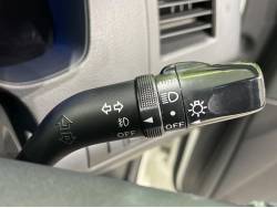 ＭＰＶ ２３Ｓの中古車画像