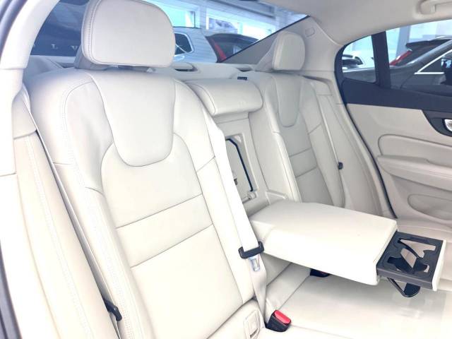 ボルボ Ｓ６０ Ｂ５ インスクリプション 0.8万Km (大阪府)[123]の中古車詳細