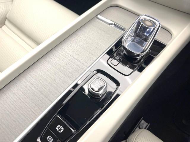 ボルボ Ｓ６０ Ｂ５ インスクリプション 0.8万Km (大阪府)[123]の中古車詳細