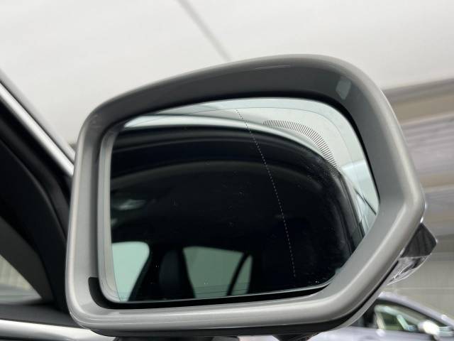 ボルボ Ｖ６０ アルティメット Ｂ４ 20Km (大阪府)[445]の中古車詳細