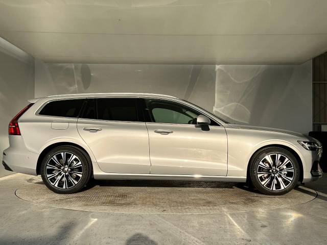 ボルボ Ｖ６０ アルティメット Ｂ４ 20Km (大阪府)[445]の中古車詳細