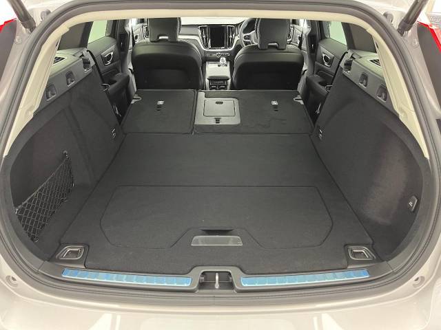 ボルボ Ｖ６０ アルティメット Ｂ４ 20Km (大阪府)[445]の中古車詳細