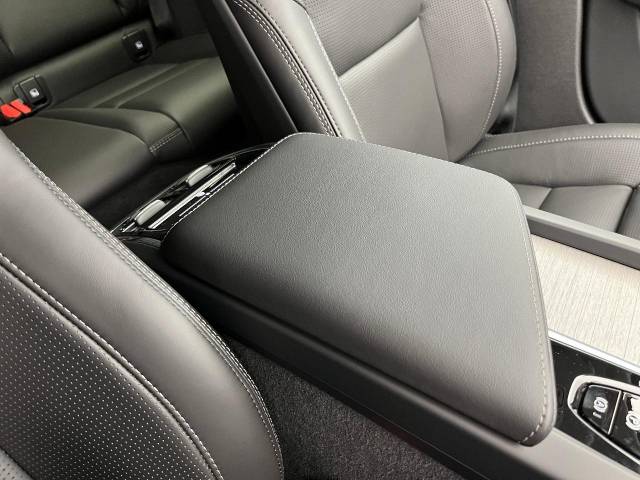 ボルボ Ｖ６０ アルティメット Ｂ４ 20Km (大阪府)[445]の中古車詳細