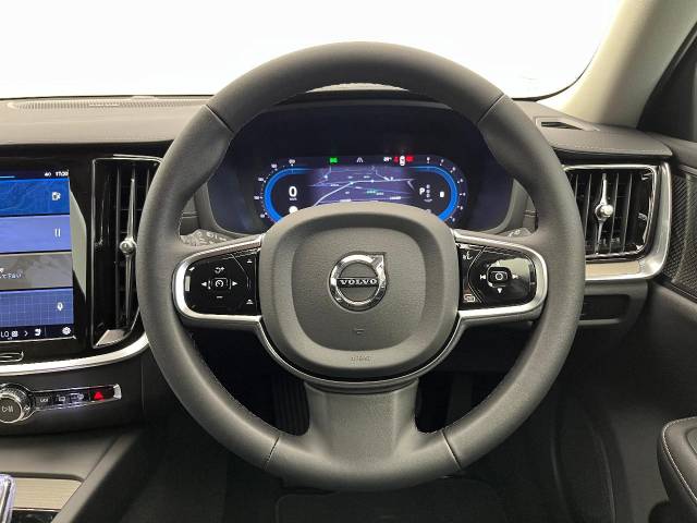 ボルボ Ｖ６０ アルティメット Ｂ４ 20Km (大阪府)[445]の中古車詳細