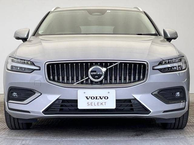 ボルボ Ｖ６０ アルティメット Ｂ４ 20Km (大阪府)[445]の中古車詳細