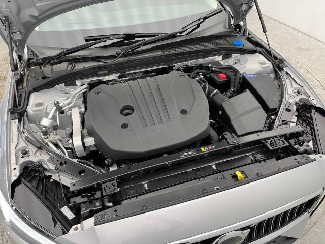 ボルボ Ｖ６０ アルティメット Ｂ４ 20Km (大阪府)[445]の中古車詳細