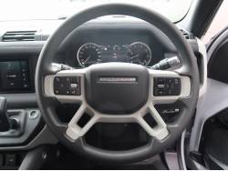 ディフェンダー ９０ベースグレード Ｐ３００ エアサスペンション装着車の中古車画像