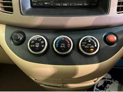 セレナ Ｖ－Ｓナビパッケージの中古車画像