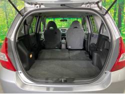 フィット Ｗの中古車画像