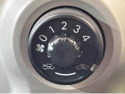 ヴィッツ Ｆリミテッドの中古車画像