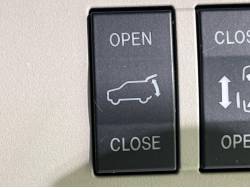 ＭＰＶ ２３Ｔ Ｌパッケージの中古車画像