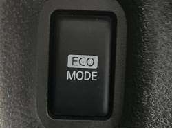 キューブ １５Ｘ ＦＯＵＲ ８０ｔｈスペシャルカラーリミテッドの中古車画像