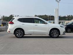 エクストレイル モード・プレミアｉ ハイコントラストインテリアの中古車画像