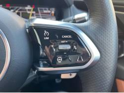 ＸＥ ＸＥ Ｒ－ダイナミックＨＳＥの中古車画像