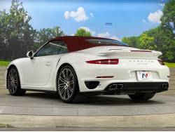 911 911ターボ カブリオレ（ポルシェ）[7AT]のカタログ