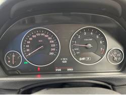 ３シリーズ ３２０ｉ ｘＤｒｉｖｅの中古車画像