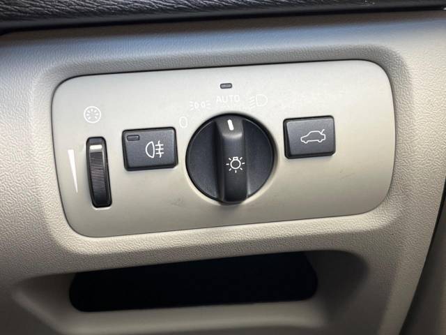 ボルボ Ｖ４０ Ｔ４ ＳＥ 6.9万Km (大阪府)[028]の中古車詳細