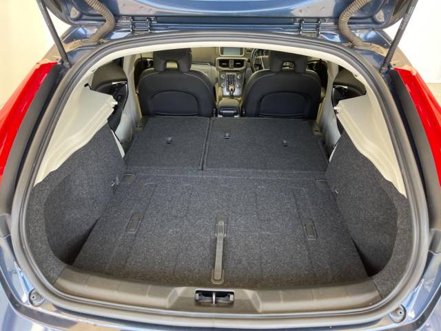 ボルボ Ｖ４０ Ｔ４ ＳＥ 6.9万Km (大阪府)[028]の中古車詳細