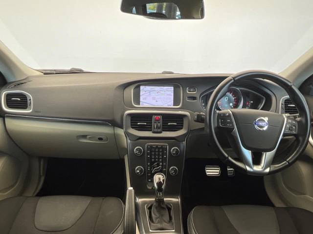 ボルボ Ｖ４０ Ｔ４ ＳＥ 6.9万Km (大阪府)[028]の中古車詳細